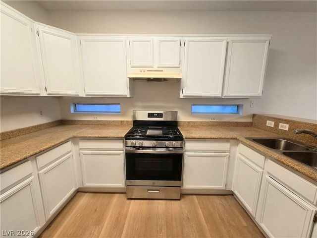 6323 Sonora Canyon Court, Las Vegas, NV 89142