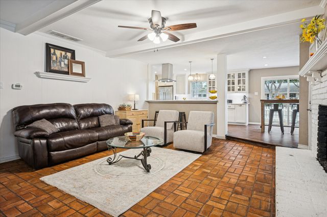 9905 Milltrail Drive, Dallas, TX 75238