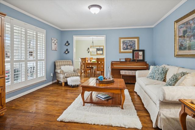 9905 Milltrail Drive, Dallas, TX 75238