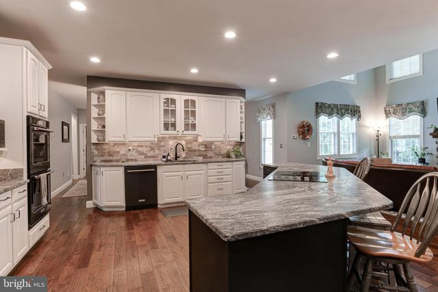 67 ASHTON ST, Carlisle, PA 17015
