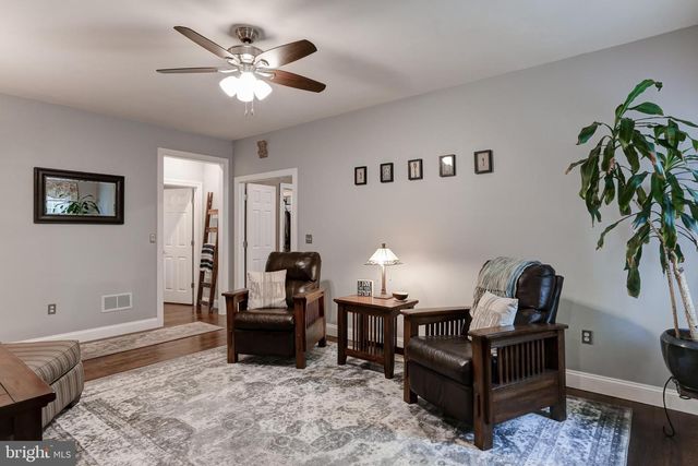 67 ASHTON ST, Carlisle, PA 17015