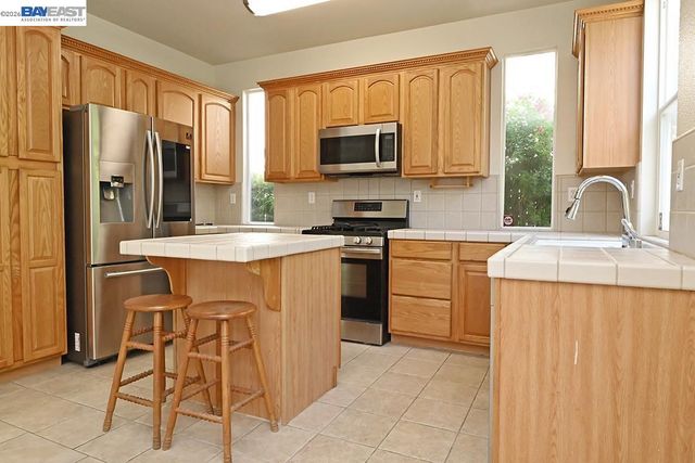 142 Wexford St, Brentwood, CA 94513