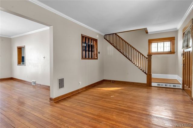 40 Norwood Drive, West Seneca, NY 14224