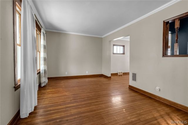 40 Norwood Drive, West Seneca, NY 14224