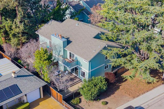 950 Boranda Avenue 12, Mountain View, CA 94040