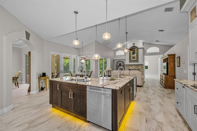 2013 WATER WHEEL COURT, Dunedin, FL 34698