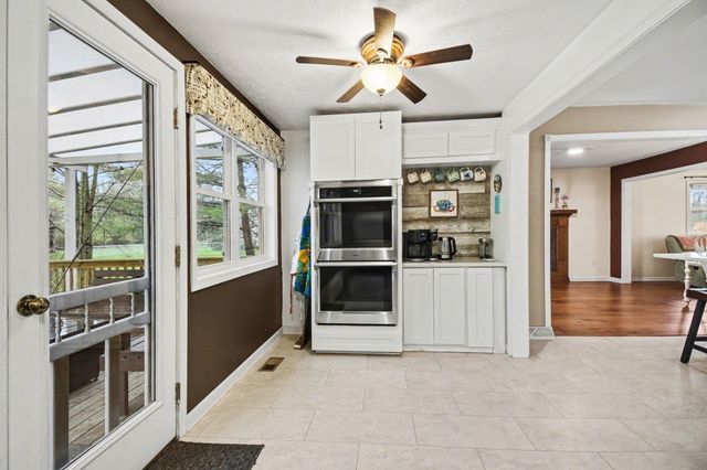 5625 Ivanrest Avenue Sw, City Of Wyoming, MI 49418