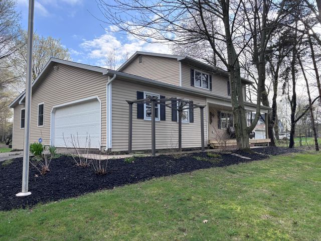 5625 Ivanrest Avenue Sw, City Of Wyoming, MI 49418