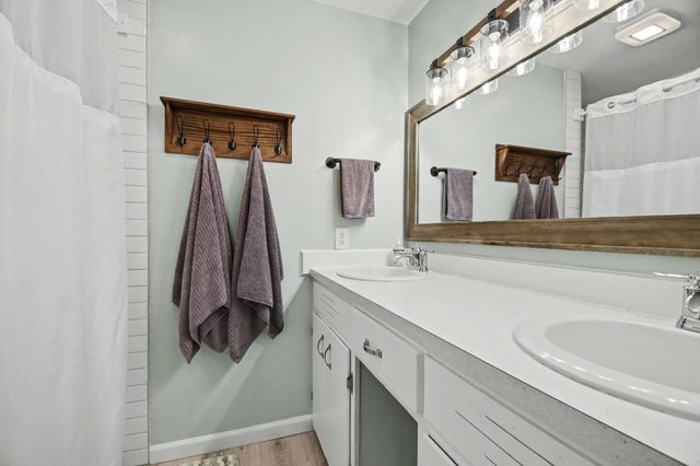 5625 Ivanrest Avenue Sw, City Of Wyoming, MI 49418