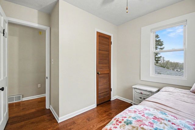 5625 Ivanrest Avenue Sw, City Of Wyoming, MI 49418