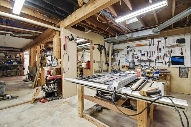 5625 Ivanrest Avenue Sw, City Of Wyoming, MI 49418