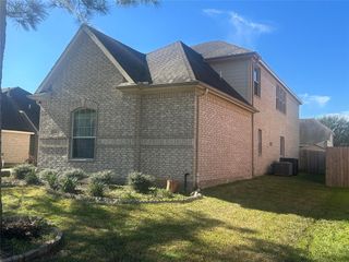 222 Elana Lane, Stafford, TX 77477