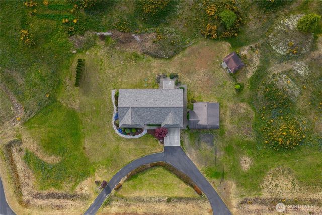 13820 Logez Court SW, Olympia, WA 98512