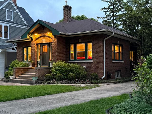 719 Park Avenue, River Forest, IL 60305