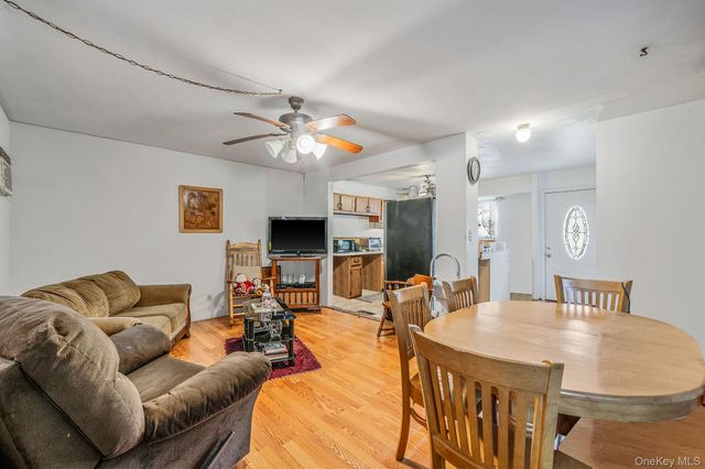 3109 Devon Avenue, Medford, NY 11763