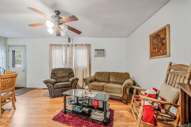 3109 Devon Avenue, Medford, NY 11763