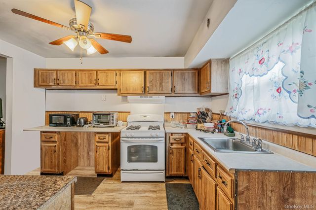 3109 Devon Avenue, Medford, NY 11763