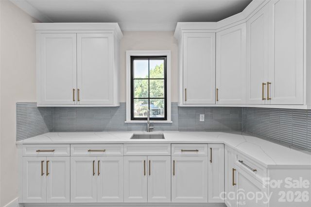 1321 Ferncliff Road, Charlotte, NC 28211