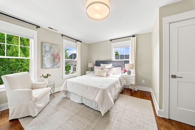 18 Partridge Ave, Somerville, MA 02145