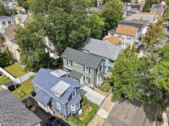 18 Partridge Ave, Somerville, MA 02145