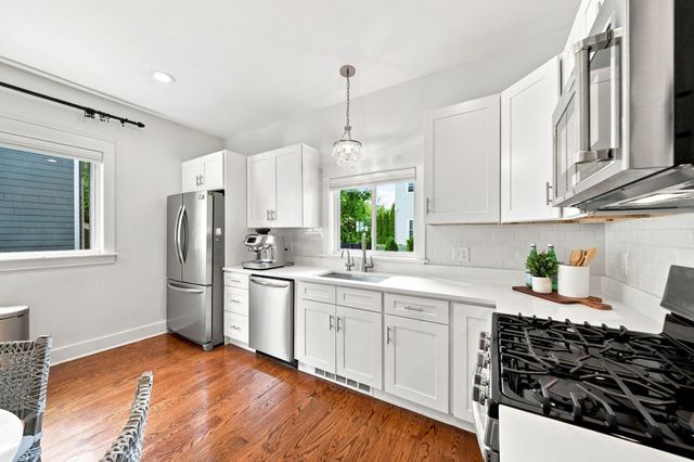 18 Partridge Ave, Somerville, MA 02145