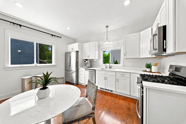 18 Partridge Ave, Somerville, MA 02145