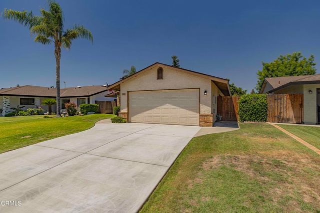 3509 Pueblo Court, Bakersfield, CA 93311