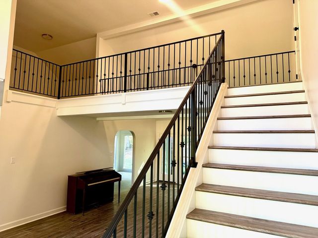 766 CRESTOVER DR, Collierville, TN 38017