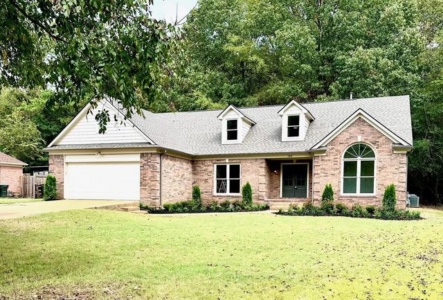 766 CRESTOVER DR, Collierville, TN 38017
