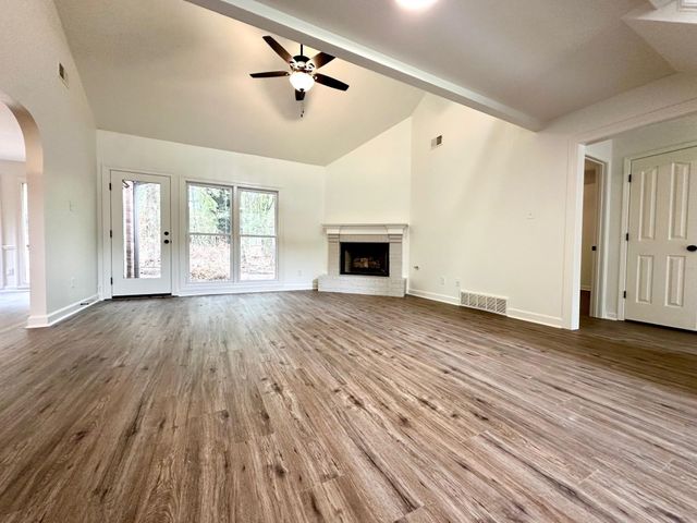 766 CRESTOVER DR, Collierville, TN 38017