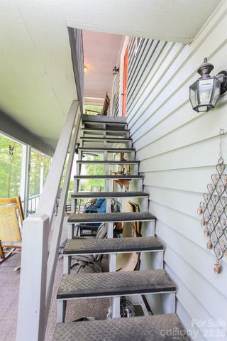 146 W Stecoah Heights, Robbinsville, NC 28771