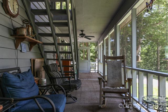 146 W Stecoah Heights, Robbinsville, NC 28771