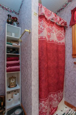 146 W Stecoah Heights, Robbinsville, NC 28771