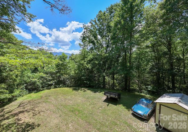 146 W Stecoah Heights, Robbinsville, NC 28771