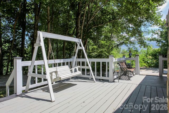 146 W Stecoah Heights, Robbinsville, NC 28771