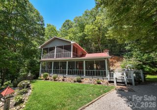 146 W Stecoah Heights, Robbinsville, NC 28771