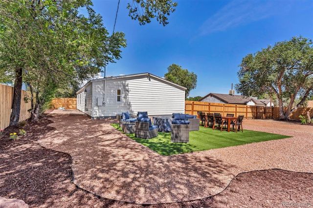 2206 W 16th Street, Pueblo, CO 81003