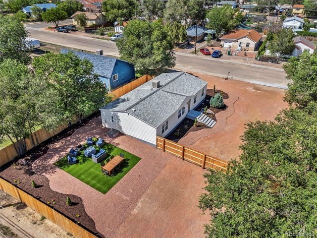 2206 W 16th Street, Pueblo, CO 81003