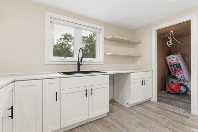 3824 Covington Road, Fort Wayne, IN 46804