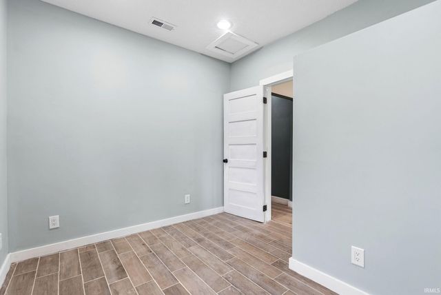 3824 Covington Road, Fort Wayne, IN 46804