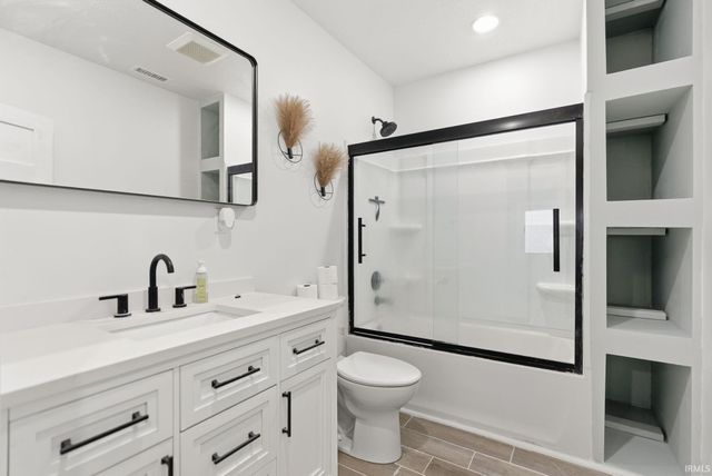 3824 Covington Road, Fort Wayne, IN 46804