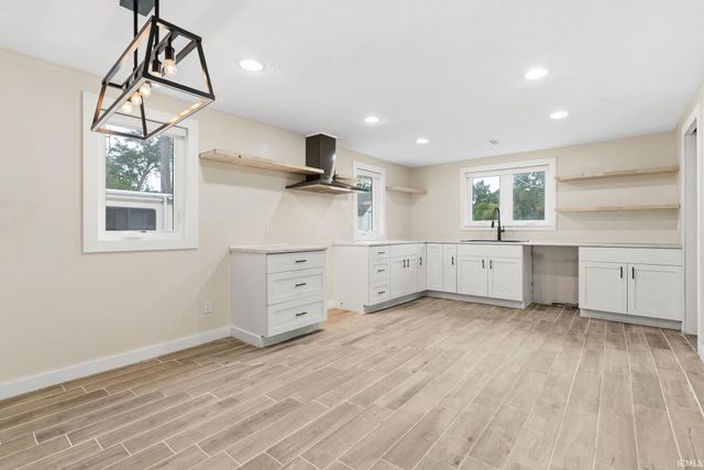 3824 Covington Road, Fort Wayne, IN 46804