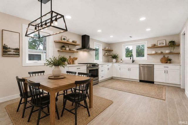 3824 Covington Road, Fort Wayne, IN 46804