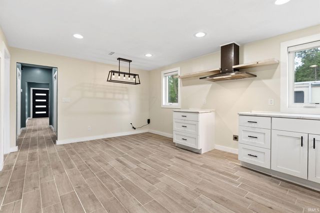 3824 Covington Road, Fort Wayne, IN 46804