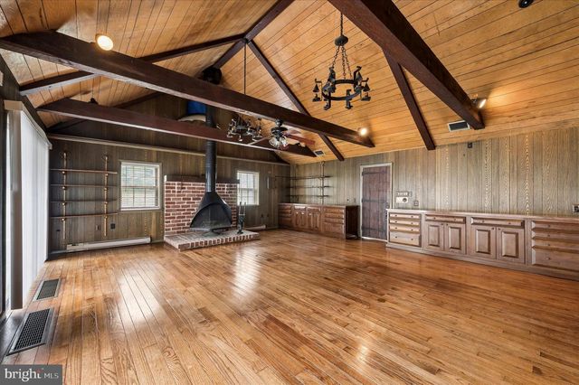 975 PALMERS MILL RD, Media, PA 19063