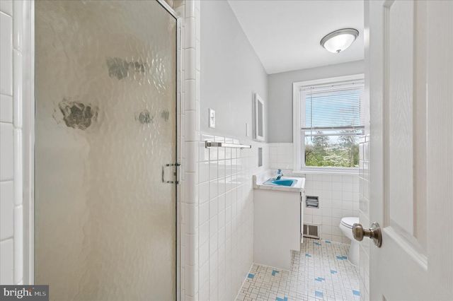 975 PALMERS MILL RD, Media, PA 19063