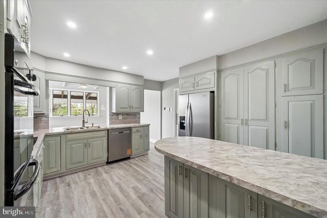 975 PALMERS MILL RD, Media, PA 19063
