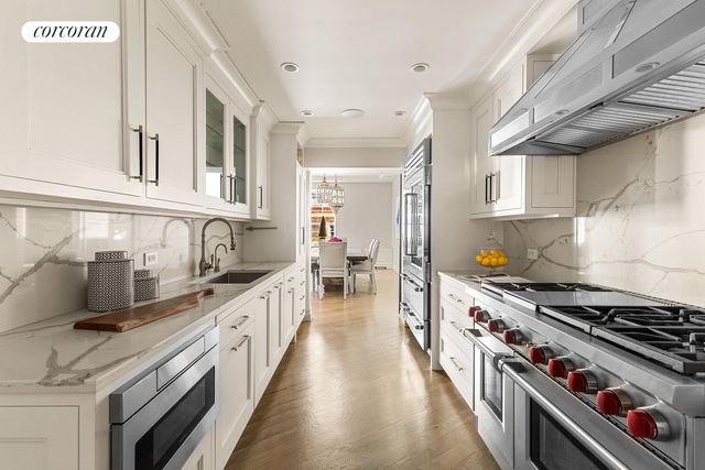 22 E 82nd St Apt 5, New York City, NY 10028
