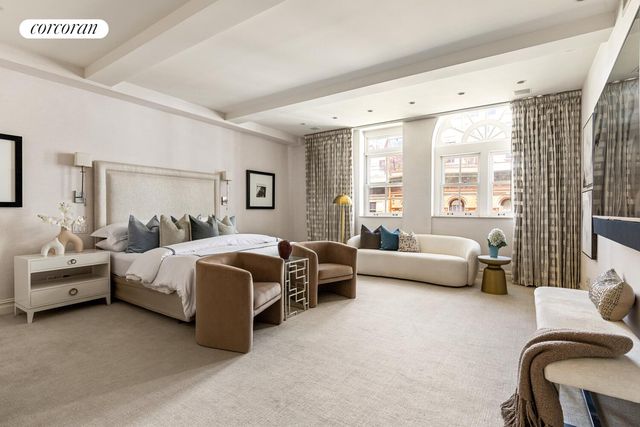 22 E 82nd St Apt 5, New York City, NY 10028