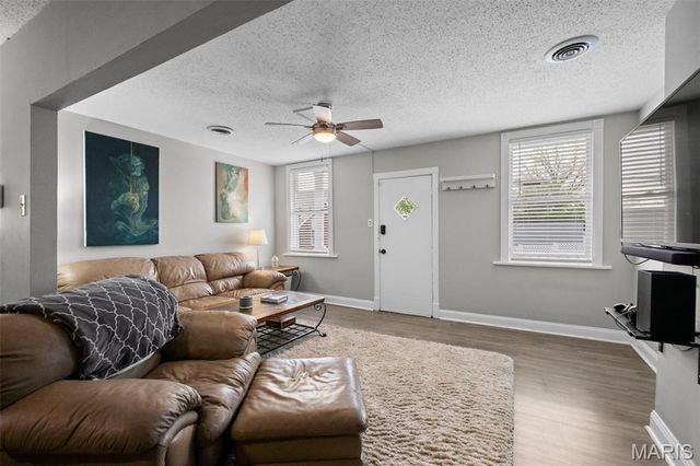 2725 January Avenue, St Louis, MO 63139